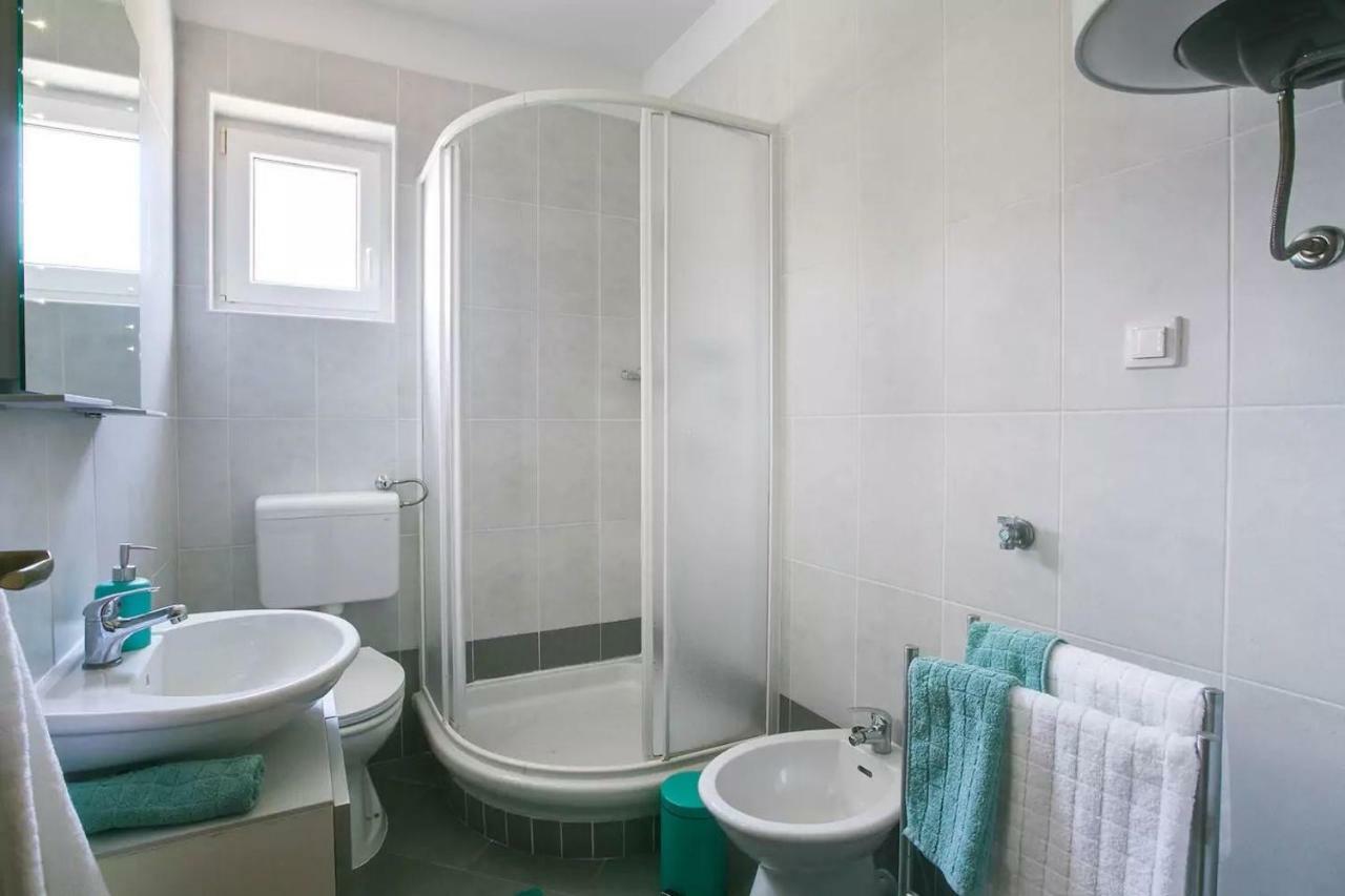 Apartment Vitalia 2+2 Poreč Zewnętrze zdjęcie