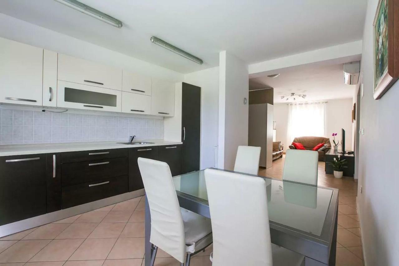 Apartment Vitalia 2+2 Poreč Zewnętrze zdjęcie