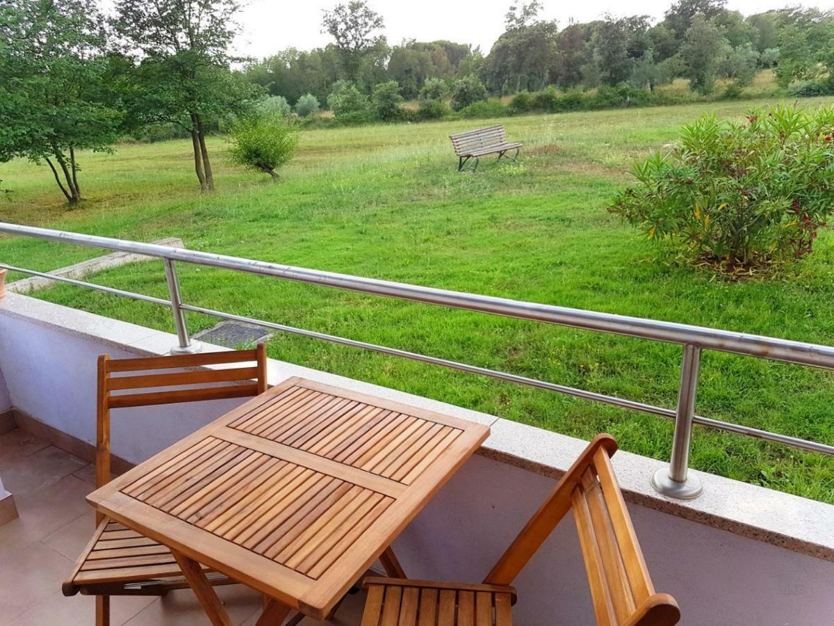 Apartment Vitalia 2+2 Poreč Zewnętrze zdjęcie