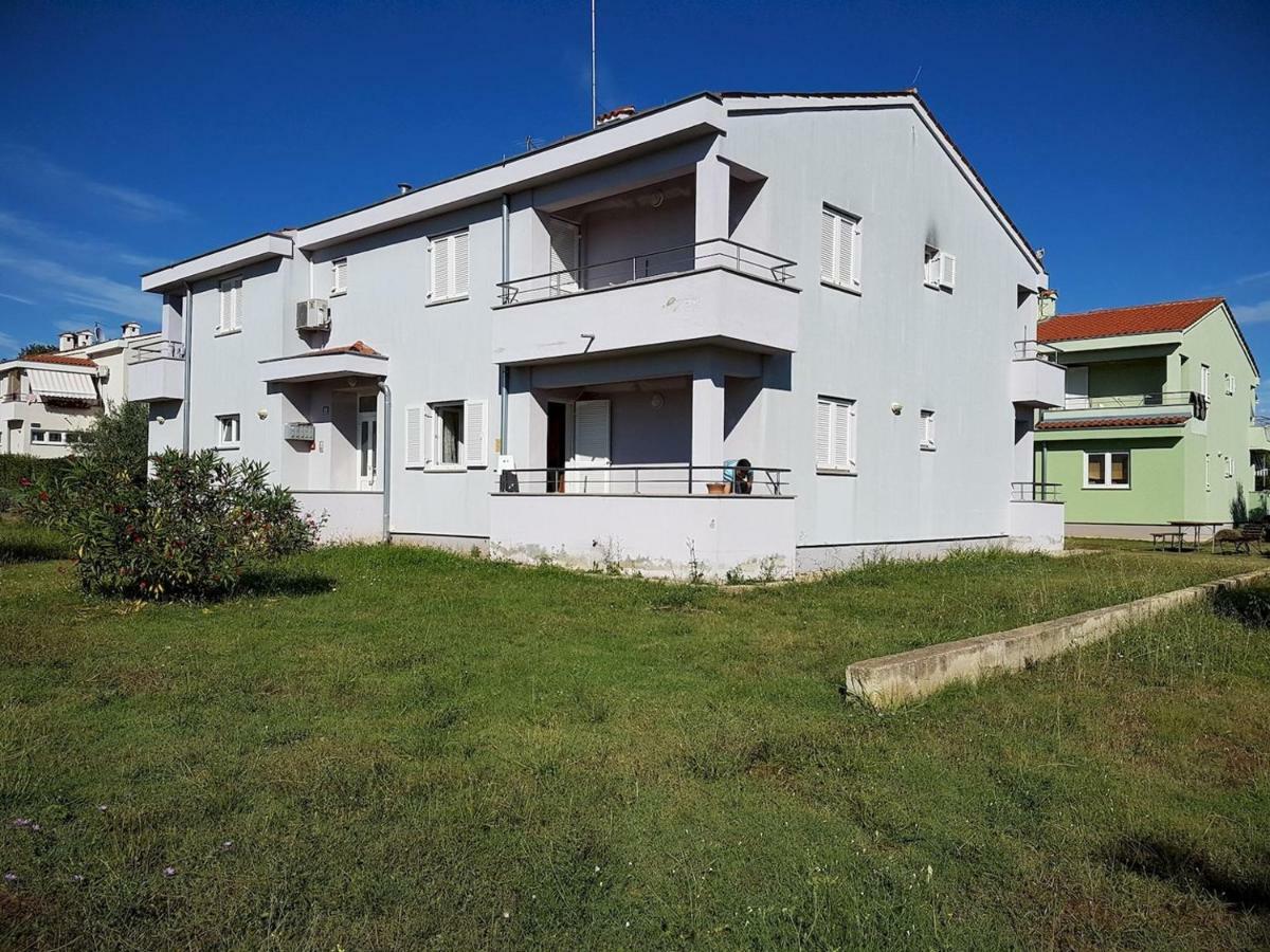 Apartment Vitalia 2+2 Poreč Zewnętrze zdjęcie